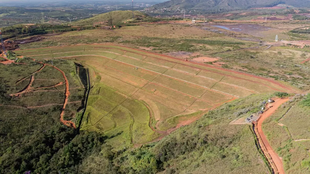 Vale encontra trincas em barragem que está em risco máximo de rompimento em Ouro Preto